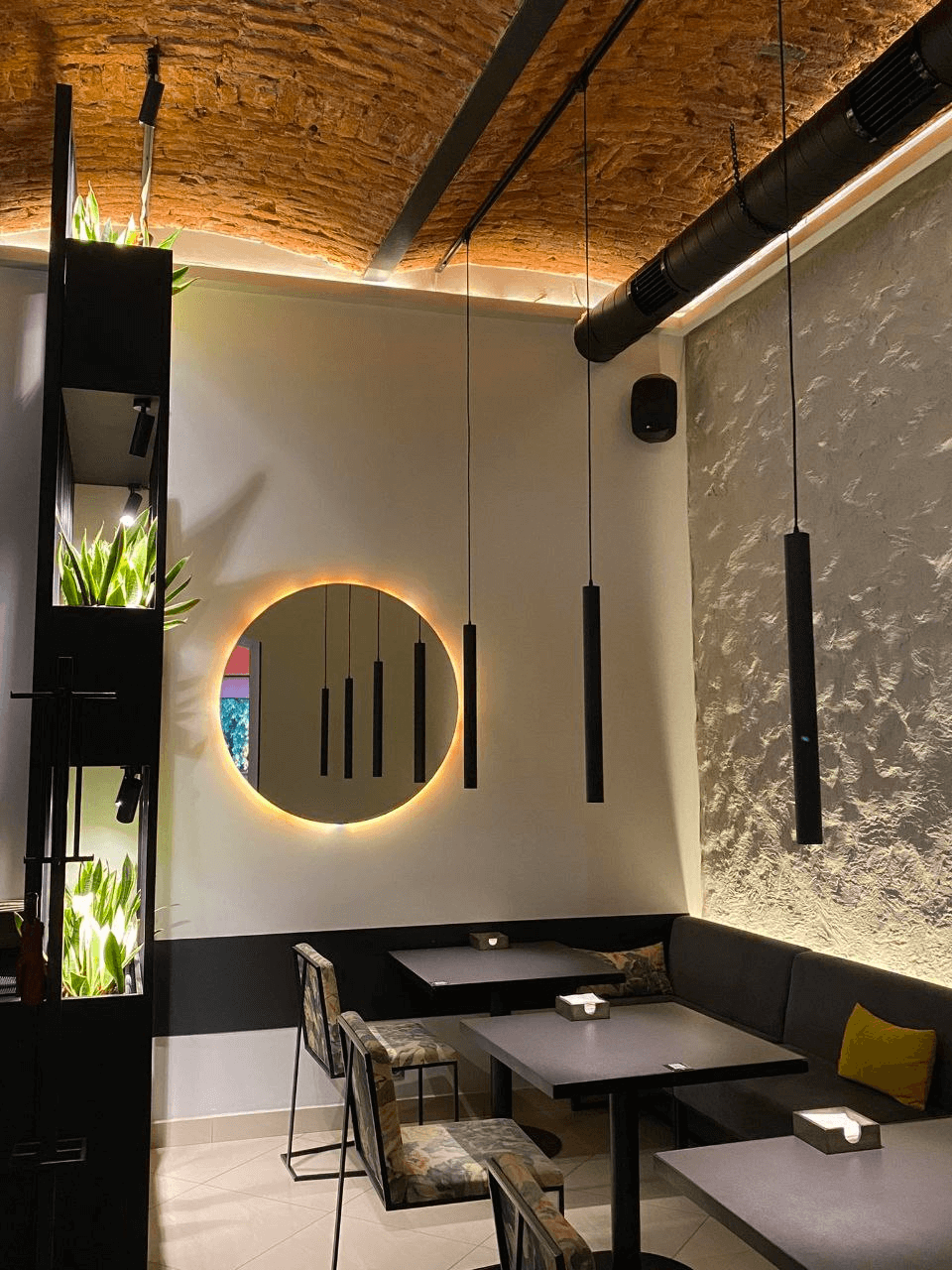 Elektrikář v Plzni,Електрик в Плзні, Electrician in Pilsen